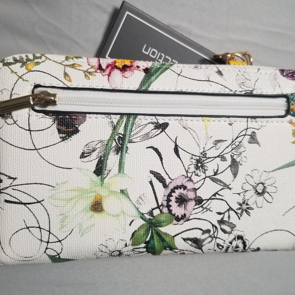 CELLPHONE WALLET WRISTLET/CROSSBODY - Picture 3 of 7